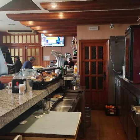 莱昂 La Montana酒店 外观 照片